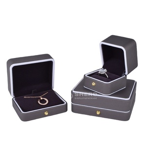 Emballage de bijoux sur mesure de haute qualité, grand présentoir à boucles d'oreilles, présentation complète des bijoux en magasin - Product Image 3