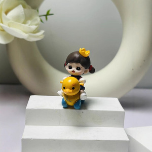 Bonjour KT chat modifié mignon poupée bricolage petit pendentif jouet petit ornement à la mode Figurine cadeau en Stock en gros - Product Image 2