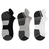 Chaussettes de sport respirantes antidérapantes pour hommes et femmes, en coton, absorbant la transpiration, avec logo 3D sur le revers, pour la course à pied