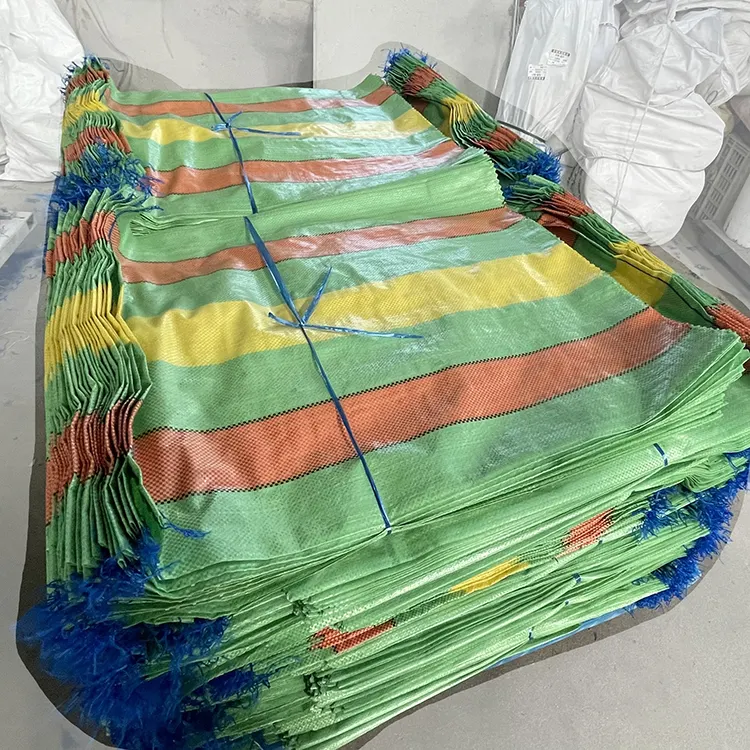 Sac tissé à rayures multicolores 25kg pp 50 kg sacs en poly plastique à exporter en Amérique pour les achats de riz en grain