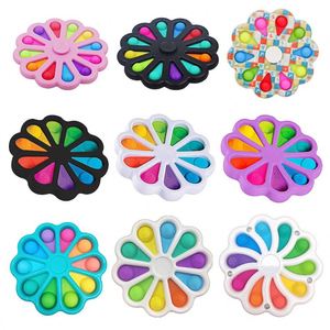 Jouet sensoriel anti-stress en silicone PU plastique arc-en-ciel à bulles à presser, certifié, coque de téléphone, porte-clés de Noël unisexe - Product Image 3