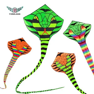 潍坊永健轻松飞行低价批发定制儿童大型动物形状蛇风筝