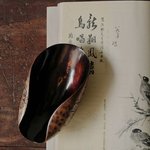 Cuillère à thé en racine de bambou ancienne et cuir de rhinocéros laqué, artisanat d'art de collection Anji - Product Image 1