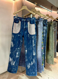 <span class=keywords><strong>Jeans</strong></span> da <span class=keywords><strong>Uomo</strong></span> in Denim Leggero Lavato con Ricami Floreali, Vita Media, Gamba Larga Stile <span class=keywords><strong>Boyfriend</strong></span>, Formali - Product Image 5