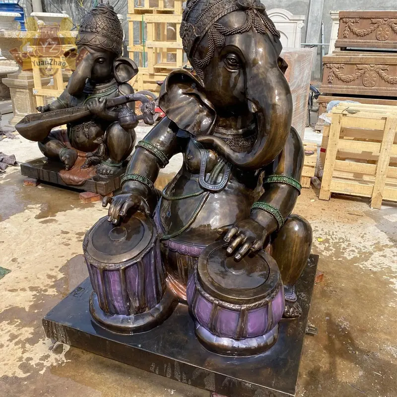Dio indù in bronzo sculture India in ottone dio Ganesha che suona strumenti musicali statua seduta
