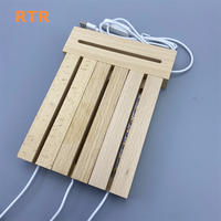 Vente en gros de lampe de nuit LED en hêtre avec socle pour lampe support de lampe Logo personnalisé en bois USB décoration en bois artisanat moderne en bois souvenir