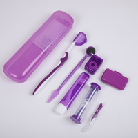 Kit d'hygiène bucco-dentaire familial portable 8-en-1 avec brosse interdentaire, cire orthodontique, fil dentaire et miroir buccal