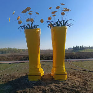Große Regens tiefel Glasfaser skulptur im Freien Landschafts dekoration Blumentopf Schuhe Statue Harz Modell benutzer definierte - Product Image 4