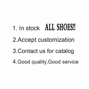 Botas de Entrenamiento de Fútbol con Parte Superior de Microfibra Resistente y Suela de Goma para Terreno Firme y Uso en Exteriores - Product Image 1