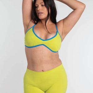 Conjunto Deportivo para Mujer, Transpirable, con Sujetador Deportivo y Pantalones Cortos de Secado Rápido, Estampado Deportivo con Logotipo Frontal, para Correr al Aire Libre, Primavera-Verano - Product Image 2