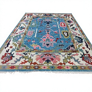 Tapis persan en laine noué à la main, rectangulaire, motif médaillon, bleu, rose, crème, décoration de salon - Product Image 1