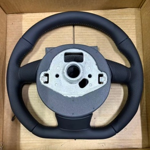 Volant en cuir perforé <span class=keywords><strong>noir</strong></span> pour Audi B9 A3 A4 A5 S4 RS5 S3 S4 S5 A6 A7 A8 Q5 Q7 TT R8 S6 RS6 <span class=keywords><strong>RS7</strong></span> S7 B8.5 B8 - Product Image 6