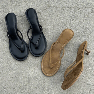 Sandales compensées à talon compensé pour femmes, mules d'été à lanières entre-doigts pour la plage et le quotidien en extérieur - Product Image 1