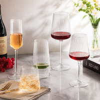 Verres à vin côtelés réutilisables pour mariage, ensemble de verres à vin personnalisés, fabricants de verres à vin pour bar à domicile