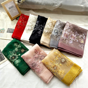 Écharpe en soie brodée de fleurs de style chinois, châle élégant en soie de haute qualité, cape Cheongsam, meilleur cadeau pour maman - Product Image 2