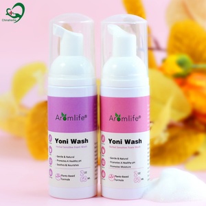 Chinaherbs Mousse nettoyante pour yoni à base de plantes, lotion nettoyante pour yoni, étiquette privée, vente en gros, lavage probiotique pour yoni, soin quotidien pour le nettoyage vaginal - Product Image 1