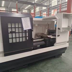 Torno de Cama Plana de Servicio Mediano CK6140x1000, Mini Torno Horizontal con Alta Rigidez y Control Preciso GSK 220V - Product Image 3