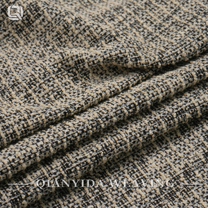 Tessuto Jacquard Computerizzato W1064 Beige-Nero Elasticizzato in Misto Poliestere/Rayon/Spandex di Peso Medio per Giacche da Ragazzi e Ragazze - Product Image 4