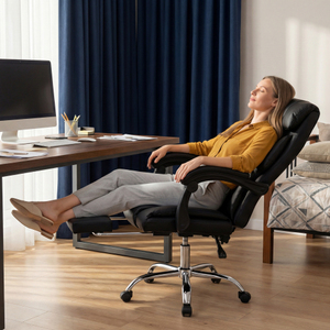 Silla de Oficina Ejecutiva con Altura Ajustable y Reposapiés, Silla de Escritorio de Cuero Reclinable con Respaldo Alto - Product Image 3