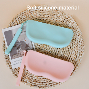 Portable Silicone <b>Bag</b> With Wrist Strap Protective Cover <b>Waterproof</b> <b>Bag</b> Eyewear Storage Pouch - Product Image 3