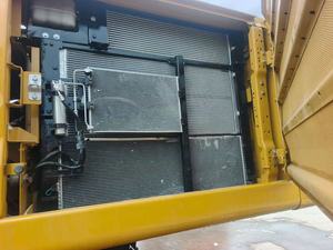 รถขุดไฮดรอลิกแบบตีนตะขาบ CAT 345 พร้อมบุ้งกี๋ขุด น้ำหนักใช้งาน 45 ตัน รุ่นมือสอง - Product Image 4