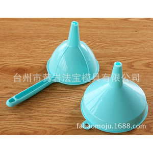 Entonnoir en plastique à long manche de 10,5 cm de diamètre pour la cuisine domestique, le versement d'huile et de vin, et les moules - Product Image 4