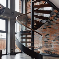 Vorgefertigte Platzsparende Wendeltreppe Dekorative Außenwendeltreppe aus Gusseisen
