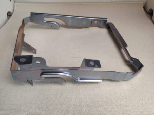Soporte para Tanque de Agua Pequeño Derecho Compatible con <span class=keywords><strong>Mercedes</strong></span> AMG C 43 4MATIC/AMG C 63/C 300 OEM: 20550004000/2055000242/20550001600 - Product Image 2