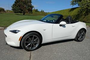 SUPER LIMPIO, LHD/RHD, <span class=keywords><strong>MAZDA</strong></span> MX-5 MIATA <span class=keywords><strong>GRAND</strong></span> <span class=keywords><strong>TOURING</strong></span> 2023, 1-25000 Millas, 300-400 CV, LISTO PARA ENVIAR - Product Image 2