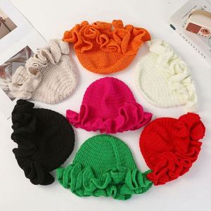 Sombrero de Ganchillo Hecho a Mano al por Mayor, Gorro de Punto con Volantes Unisex para Invierno, Ideal para Viajes - Product Image 1