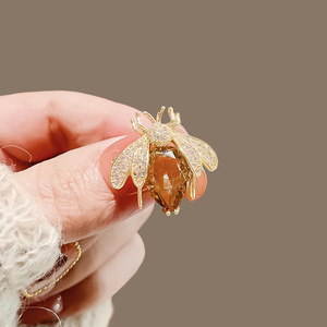 Mignon diamant abeille broche pour femmes vêtements accessoires strass broches broches insectes broches épinglette manteau CorsageGJZ-BXZ049 - Product Image 2