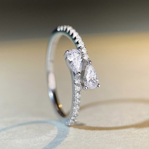 Anello a Doppia Goccia Asimmetrico, Gioiello Minimalista Elegante Geometrico per Uso Quotidiano, Anello da Donna - Product Image 5