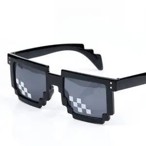 Thug Life Mosaic Pixel Glasses Around The World 8 Bits Deal With It Sunglasses Men Women Party Retro Second Element Sun