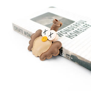 Llavero de Cuero con Diseño de Búho X-Eye de Moda con Detalle de Dos Tonos - Product Image 3