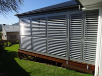 Usine directement vente taille personnalisée extérieur en aluminium persienne obturateur pour Windows métal plantation volets