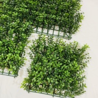 Murs verts artificiels Haies de feuillage Clôture Jardin vertical Paysage Herbe Panneaux de plantes