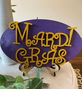 Bandeja Decorativa Escalonada de Madera para Exhibición en Capas, Temática Mardi Gras - Product Image 4