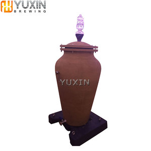 Pot en céramique pour vin, poterie, pot de rangement à vendre - Product Image 1