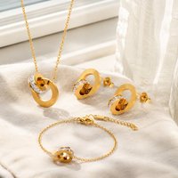 Ensemble de bijoux pour femme en acier inoxydable 316L, 3 pièces : collier double anneau, boucles d'oreilles clous, bracelet jonc - Cadeau de mariage, usage quotidien