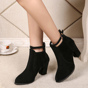 Bottines à talon épais pour femmes, dessus en daim, chaussures habillées d'hiver, antidérapantes, vente en gros d'usine, prêtes à être expédiées - Product Image 3