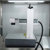 Machine de marquage laser à fibre portable pour plaques signalétiques, codes QR et numéros de série