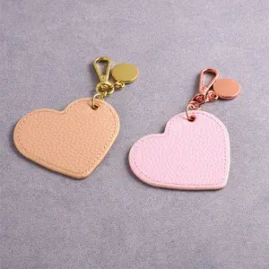 New Design Fashion Creative, Bag Pendant Key Chain Heart Shaped Christmas Buffalo Plaid Leather Keychains/