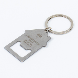 Llavero Abridor de Botellas Minimalista de Acero Inoxidable, Resistente al Agua, con Grabado Láser y Acabado Antiguo - Product Image 2