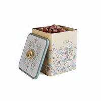 Kontensan ER0232E Caixa Metálica Quadrada Amarela Pastel com Design Floral e Alça de Botão 120x120x137 mm Fabricada na Turquia