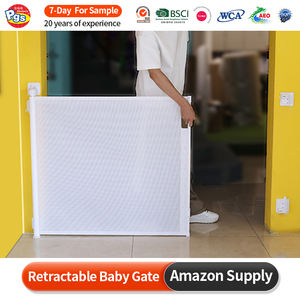 Puerta de Seguridad Retráctil para Bebés Prodigy SG027 con Malla de PVC y ABS, 140 cm de Ancho Extra, Segura para Mascotas en Interiores/Exteriores, para Seguridad en Múltiples Escenarios - Product Image 6