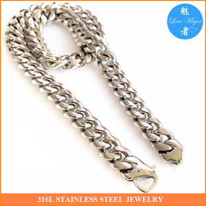 Collar <span class=keywords><strong>de</strong></span> joyería <span class=keywords><strong>de</strong></span> acero inoxidable, cadena redonda pulida <span class=keywords><strong>de</strong></span> 16mm <span class=keywords><strong>de</strong></span> ancho, Color plateado - Product Image 3
