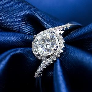 Xingyue Wholesale 925 Sterling Silver D Color Round Brilliant Elegant Moissanite Ring VVS 1Carat Moissanite Gemstone Jewelry - Product Image 6