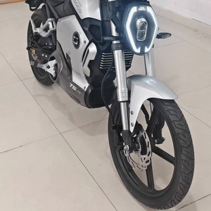 <span class=keywords><strong>Moto</strong></span> électrique robuste et structurée Super <span class=keywords><strong>Soco</strong></span> <span class=keywords><strong>TC</strong></span> : Capacités de performance exceptionnelles pour le transport quotidien en ville - Product Image 3