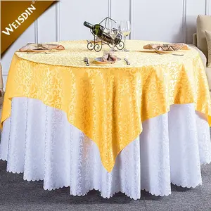 ผ้าปูโต๊ะกลมสำหรับร้านอาหารโรงแรมโลโก้ที่กำหนดเองผ้าโพลีเอสเตอร์ Jacquard 108นิ้ว