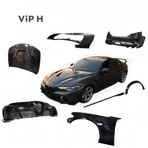 Kit de Carrocería Completo de Fibra de Carbono con Acabado Negro Pulido para Alfa Romeo Giulia, Estilo <span class=keywords><strong>GTA</strong></span> Mejorado - Product Image 1